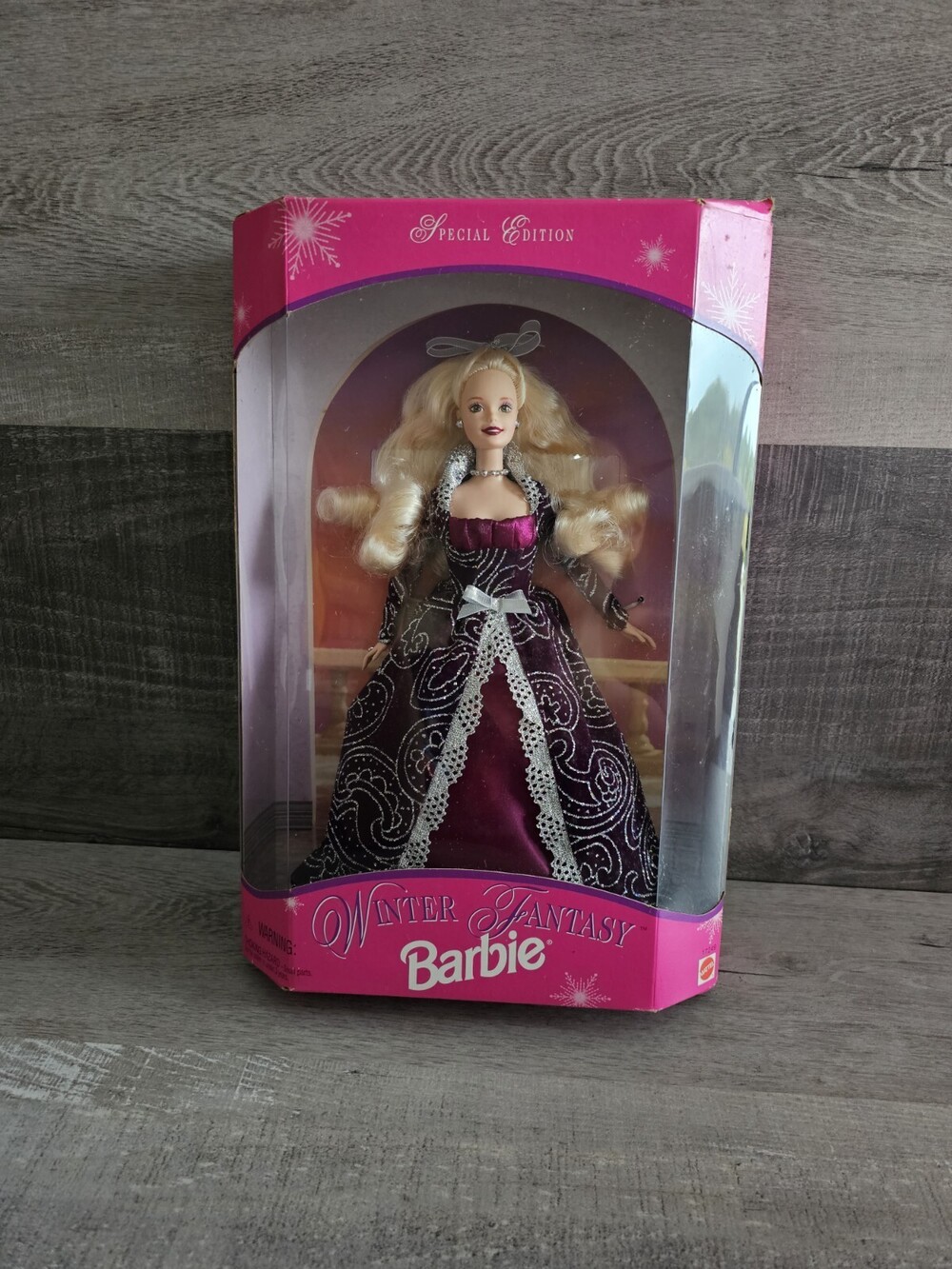 1996 Winter Fantasy Barbie Doll 17249 Special Edition NFRB Collector Vintage